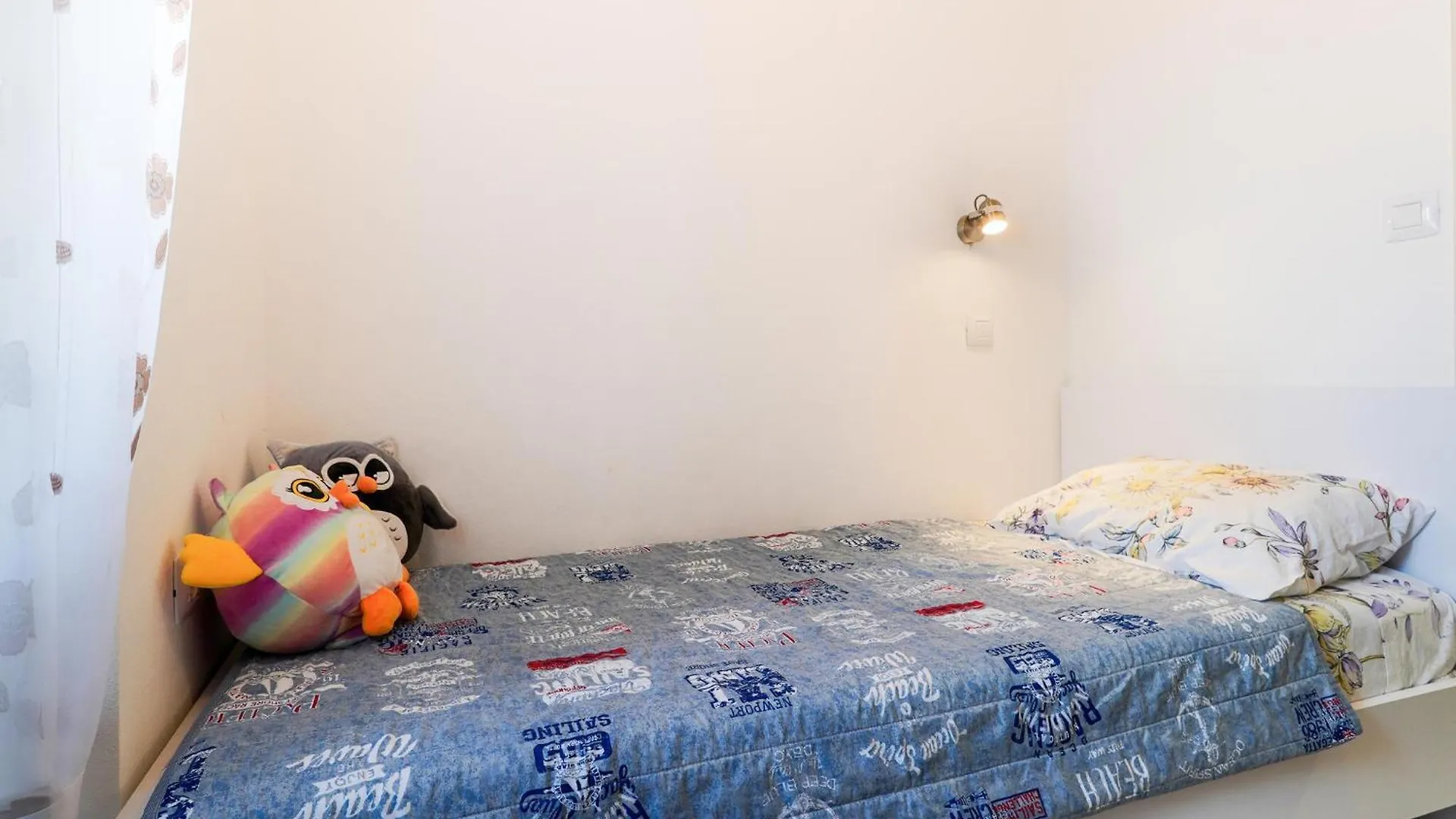 2 Bedroom Stunning Home In Kastav Holiday home